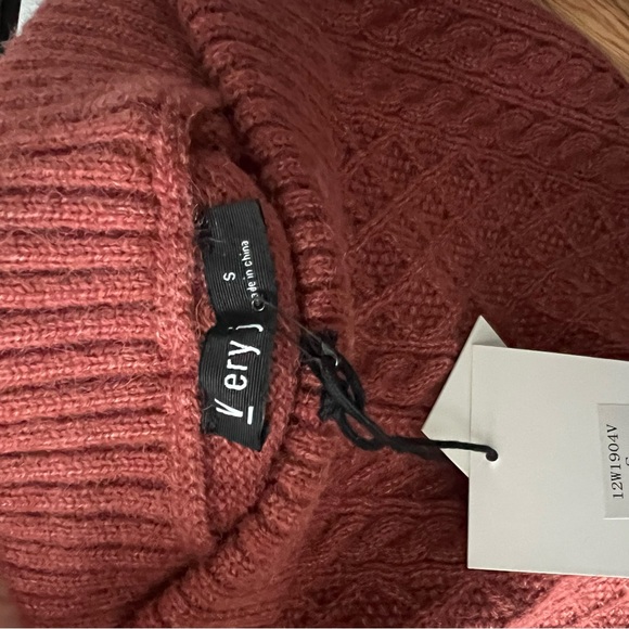 NWT Knit Wool Mini Skirt - Picture 3 of 3